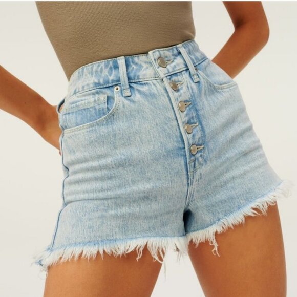 GOOD AMERICAN Bombshell Cut-Off Denim Shorts - Picture 5 of 5